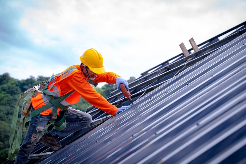 The Reasons Why To Hire Residential Roofing Services